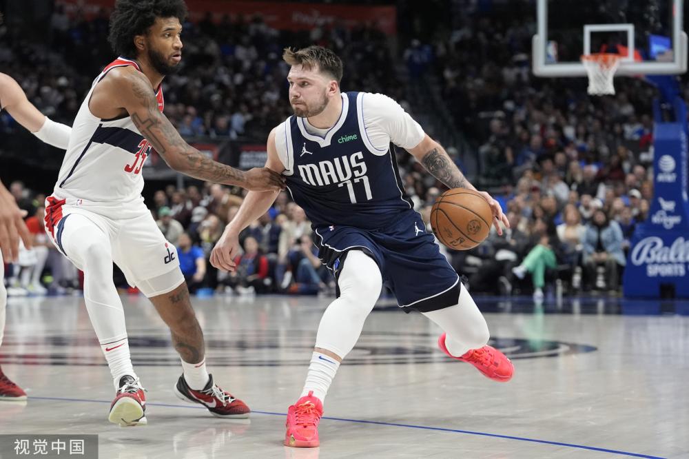 刻地意识到 刻地意识到